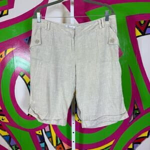 Liquid, Stylish Beige Linen Shorts. Size 14. In excellent condition!